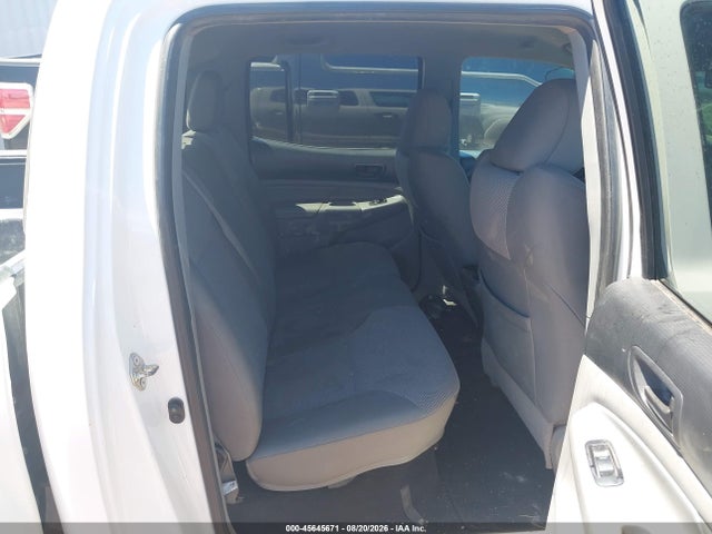 3TMJU4GN2EM170673 Toyota Tacoma Prerunner V6