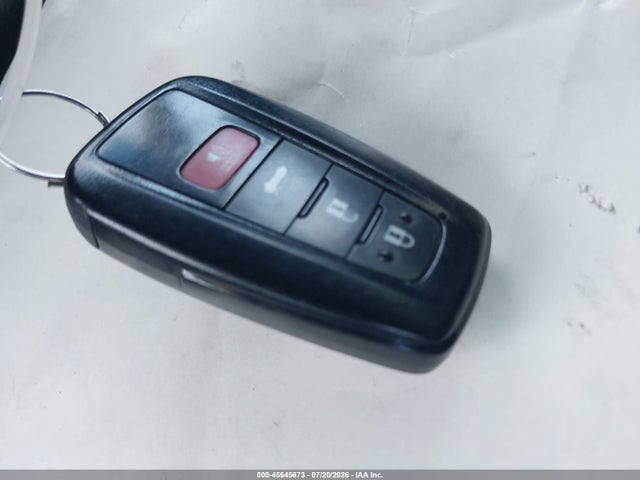 4T1B61HKXJU130294 Toyota CAMRY XSE