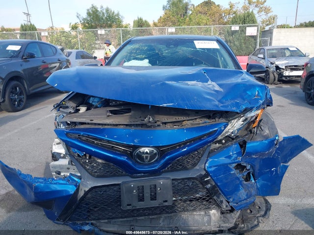 4T1B61HKXJU130294 Toyota CAMRY XSE