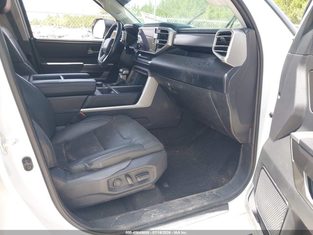 Продаж на аукціоні авто 2024 Toyota Tundra Sr5, vin: 5TFLA5DB2RX151283, номер лоту: 45645688