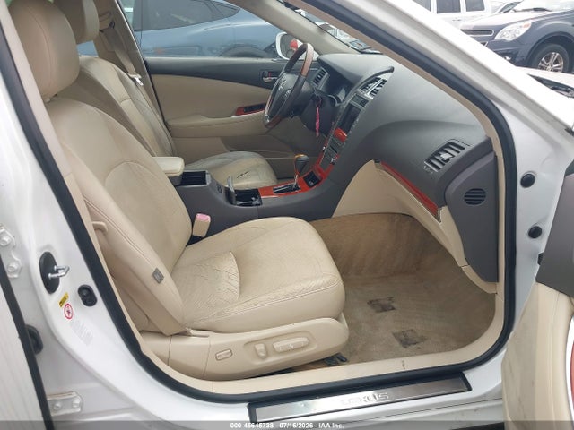 Продаж на аукціоні авто 2011 Lexus Es 350, vin: JTHBK1EG0B2449179, номер лоту: 45645738