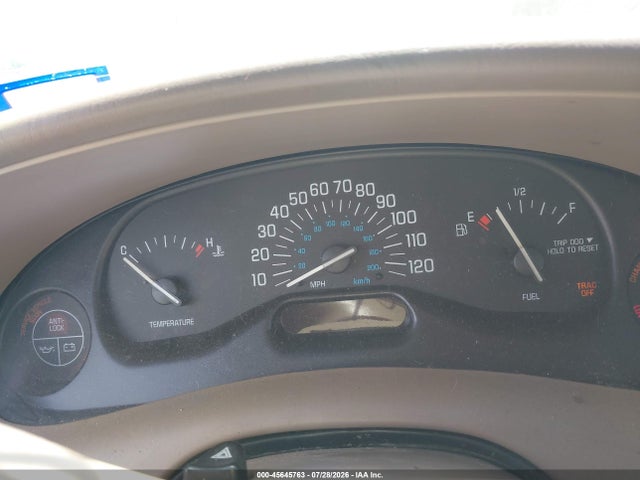 Продажа на аукционе авто 2002 Buick Century Custom, vin: 2G4WS52J721291588, номер лота: 45645763