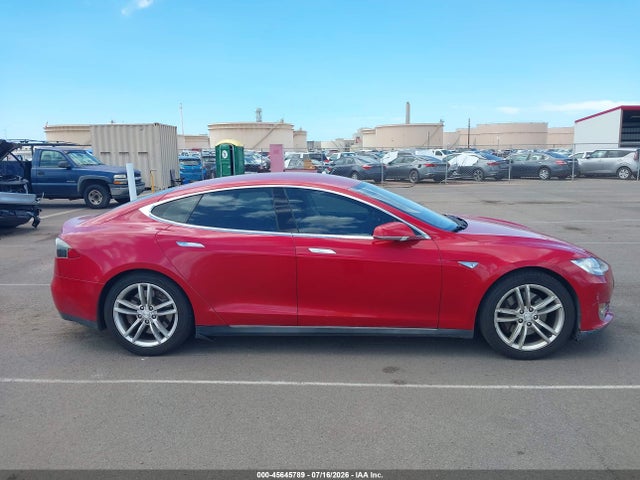 Tesla MODEL S 2014 5YJSA1S19EFP38695 Image 13