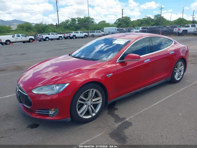 Tesla MODEL S 2014 5YJSA1S19EFP38695 Image 2