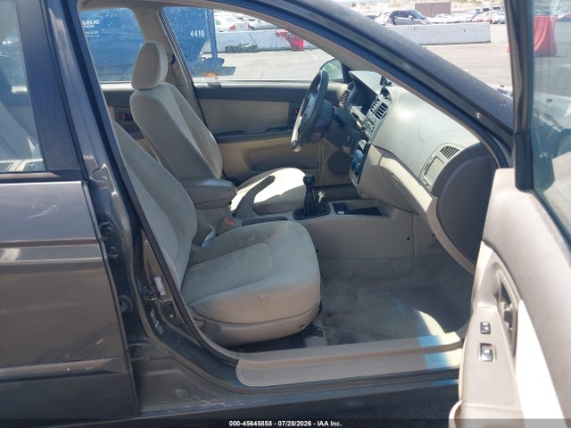 45645858 :رقم المزاد ، KNAFE121445042054 vin ، 2004 Kia Spectra Ex/lx مزاد بيع