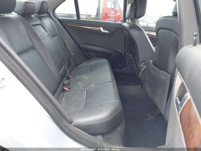 45645907 :رقم المزاد ، WDDGF4HB5DA838590 vin ، 2013 Mercedes-benz C 250 Luxury/sport مزاد بيع