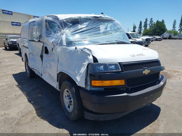 2024 1GCWGAF7XR1187917 main image