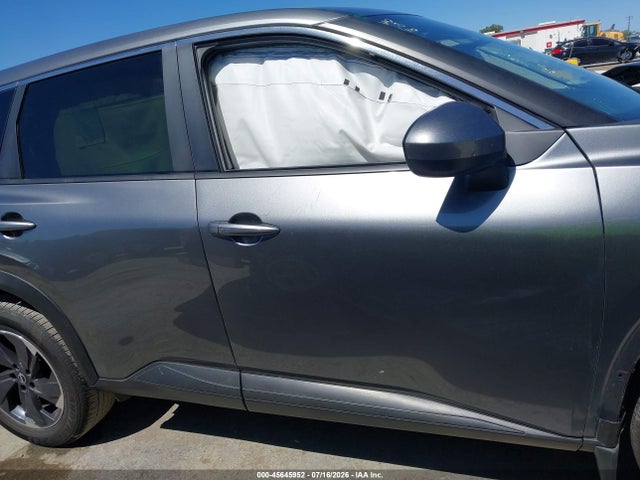 JN8BT3BAXSW005668 Nissan Rogue Sv Fwd