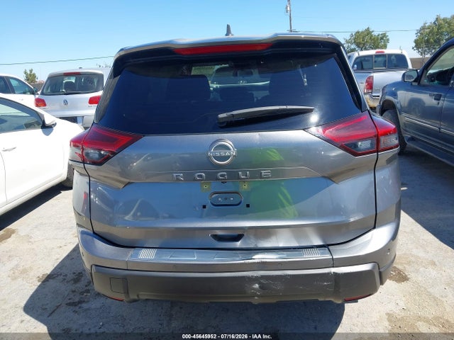 JN8BT3BAXSW005668 Nissan Rogue Sv Fwd