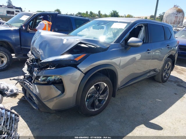 JN8BT3BAXSW005668 Nissan Rogue Sv Fwd