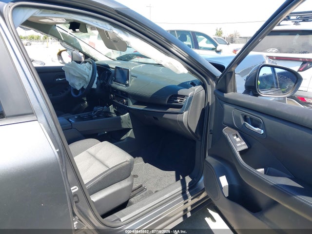 JN8BT3BAXSW005668 Nissan Rogue Sv Fwd