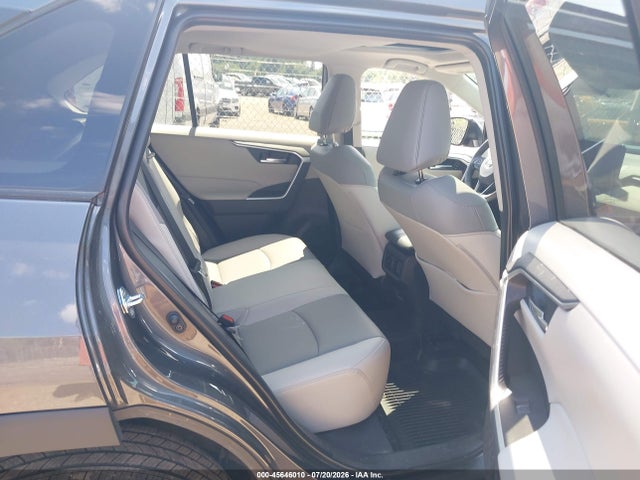 2T3A1RFV0SW569549 Toyota Rav4 Xle Premium