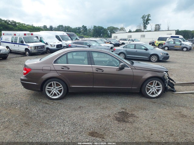 Aukcja sprzedaży 2013 Mercedes-benz C 300 Luxury 4matic, vin: WDDGF8ABXDR271506, numer aukcji: 45646082