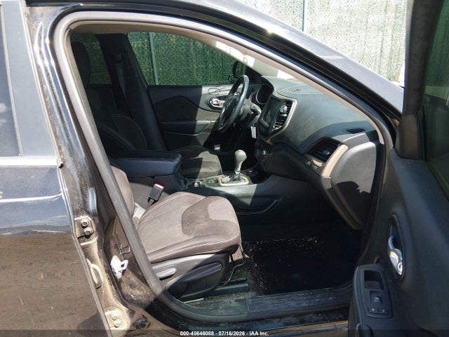 45646088 :رقم المزاد ، 1C4PJMCS0FW726155 vin ، 2015 Jeep Cherokee Latitude مزاد بيع