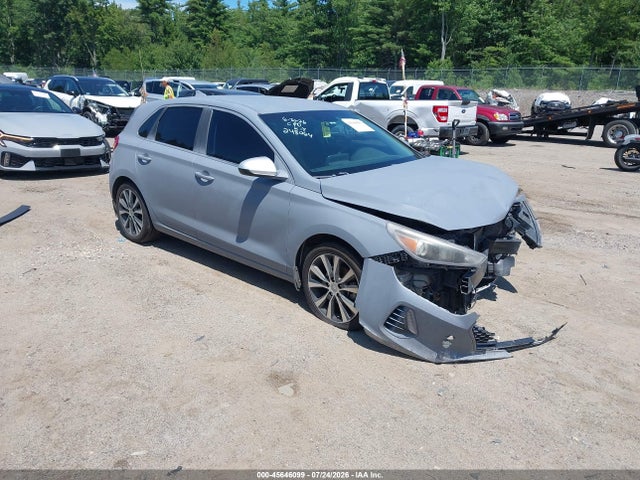Hyundai ELANTRA GT 2018 KMHH35LE1JU025316 головне зображення