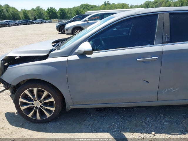 Hyundai ELANTRA GT 2018 KMHH35LE1JU025316 Image 18