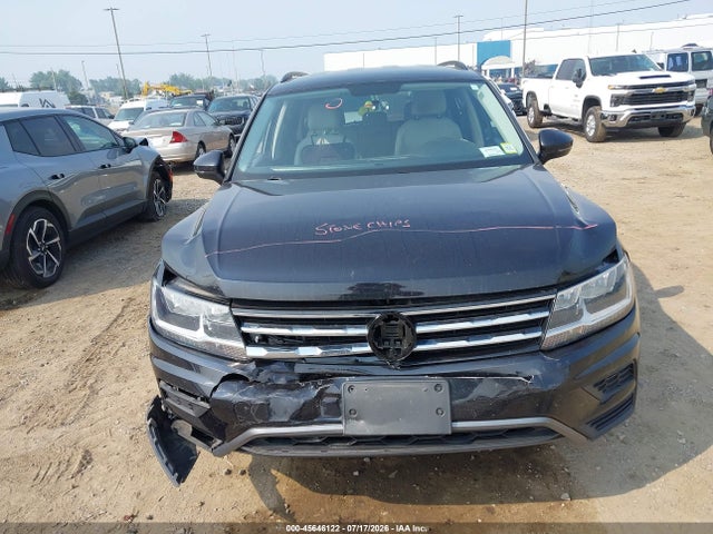 Продажа на аукционе авто 2018 Volkswagen Tiguan 2.0t S, vin: 3VV0B7AX2JM091089, номер лота: 45646122