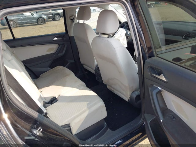 Продажа на аукционе авто 2018 Volkswagen Tiguan 2.0t S, vin: 3VV0B7AX2JM091089, номер лота: 45646122