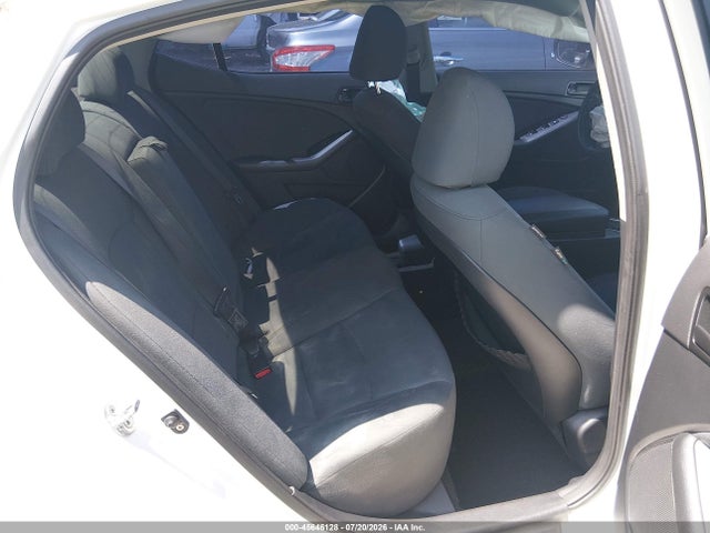 Продаж на аукціоні авто 2015 Kia Optima Lx, vin: KNAGM4A74F5538621, номер лоту: 45646128
