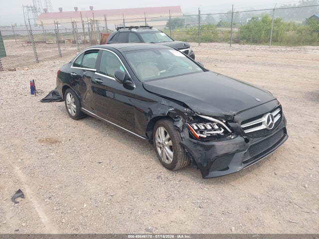 45646170 :رقم المزاد ، 55SWF8EBXKU292938 vin ، 2019 Mercedes-benz C 300 4matic مزاد بيع