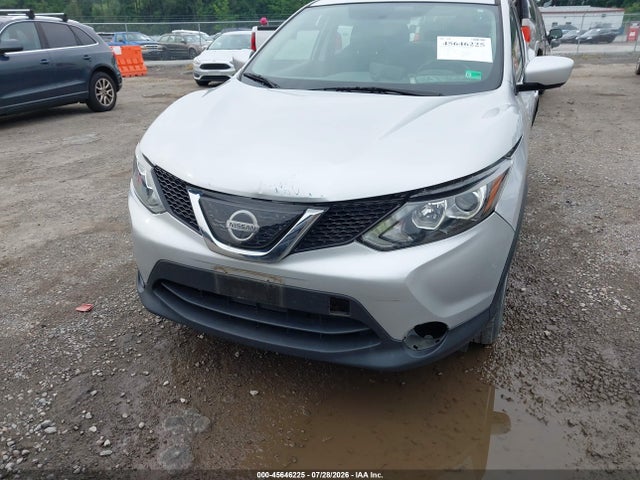 JN1BJ1CR4KW620696 Nissan Rogue Sport S