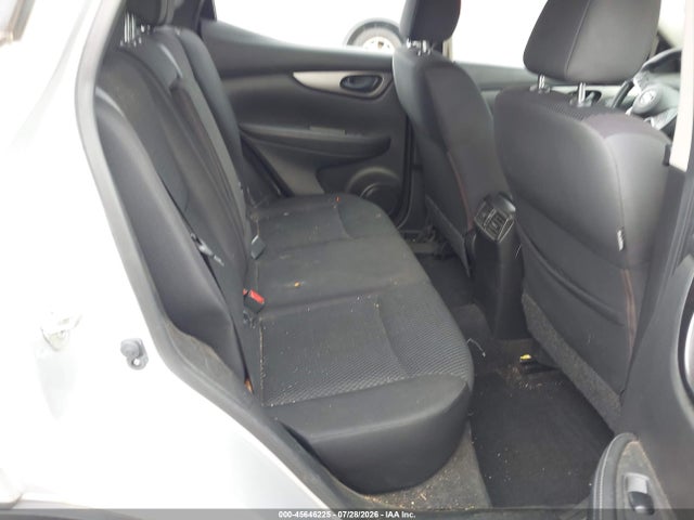 JN1BJ1CR4KW620696 Nissan Rogue Sport S