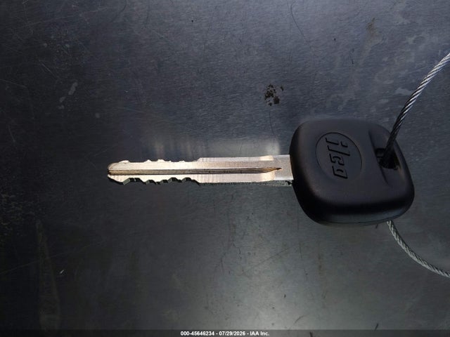JTLZE4FE3FJ070702 Scion XB