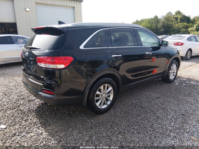 45646235 :رقم المزاد ، 5XYPG4A3XHG264827 vin ، 2017 Kia Sorento 2.4l Lx مزاد بيع