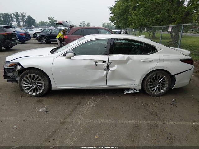 Продаж на аукціоні авто 2022 Lexus Es 300h Luxury, vin: 58AEA1C18NU015136, номер лоту: 45646241