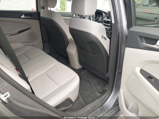 Hyundai TUCSON SE 2019 KM8J2CA47KU988841 Image 8