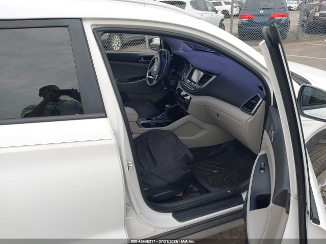 Продаж на аукціоні авто 2018 Hyundai Tucson Sel, vin: KM8J3CA45JU629578, номер лоту: 45646317