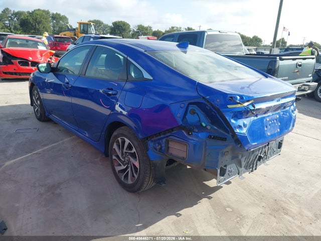 Продаж на аукціоні авто 2018 Honda Civic Ex, vin: 19XFC2F79JE021715, номер лоту: 45646371