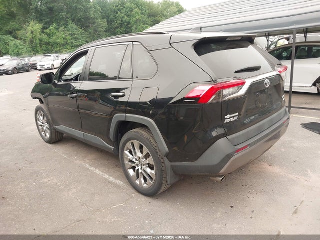 Продажа на аукционе авто 2020 Toyota Rav4 Limited, vin: 2T3N1RFV9LW105212, номер лота: 45646423