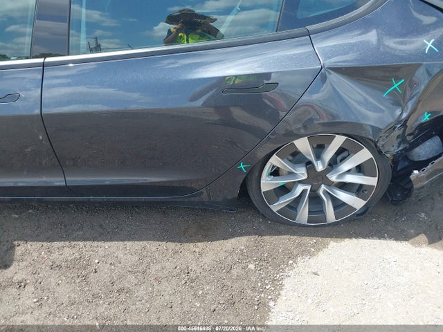 5YJ3E1EA4TF167067 Tesla Model 3 Premium Rear-wheel Drive/rear-wheel Drive