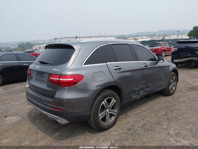 WDC0G4KB9GF022260 Mercedes-Benz Glc 300 4matic
