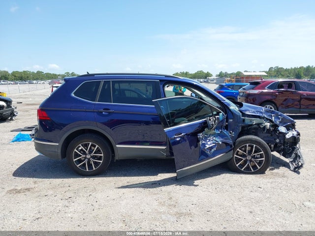 Продаж на аукціоні авто 2021 Volkswagen Tiguan, vin: 3VV3B7AX8MM127577, номер лоту: 45646556