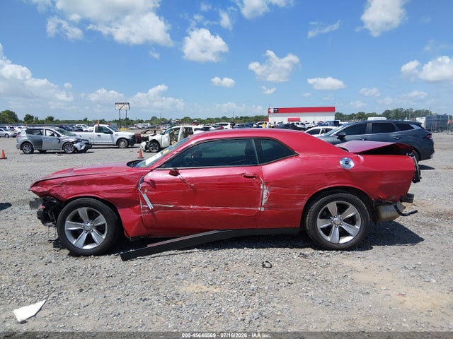 45646569 :رقم المزاد ، 2C3CDZAG5GH256582 vin ، 2016 Dodge Challenger Sxt مزاد بيع