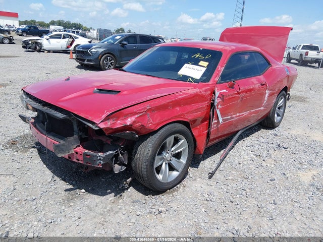 45646569 :رقم المزاد ، 2C3CDZAG5GH256582 vin ، 2016 Dodge Challenger Sxt مزاد بيع
