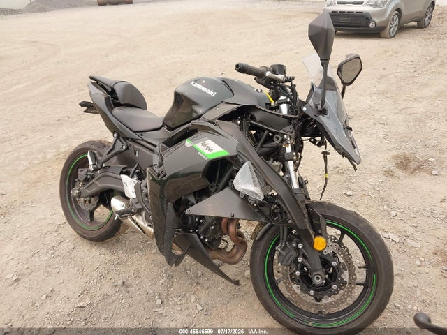 2025 ML5EXER14SDAD9768 zdjęcie główne