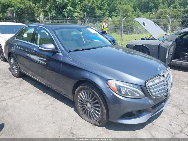 Aukcja sprzedaży 2015 Mercedes-benz C 300 Luxury 4matic, vin: 55SWF4KB1FU038358, numer aukcji: 45646601
