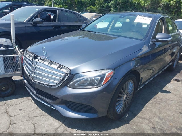 45646601 :رقم المزاد ، 55SWF4KB1FU038358 vin ، 2015 Mercedes-benz C 300 Luxury 4matic مزاد بيع