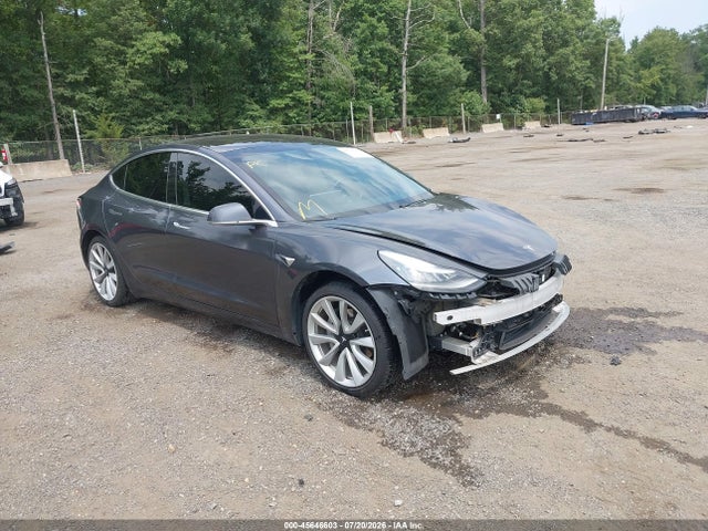 Продажа на аукционе авто 2018 Tesla Model 3 Long Range/mid Range, vin: 5YJ3E1EA7JF163009, номер лота: 45646603