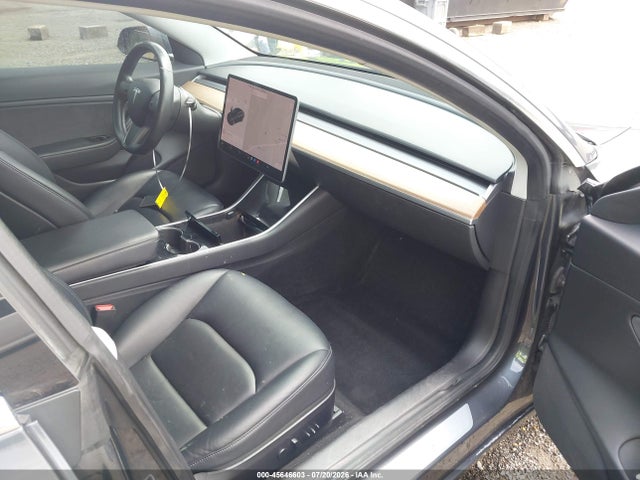 Продаж на аукціоні авто 2018 Tesla Model 3 Long Range/mid Range, vin: 5YJ3E1EA7JF163009, номер лоту: 45646603