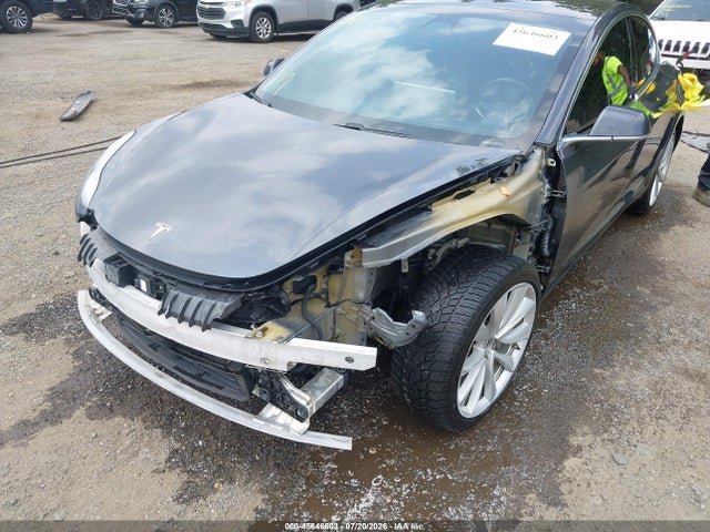 Продаж на аукціоні авто 2018 Tesla Model 3 Long Range/mid Range, vin: 5YJ3E1EA7JF163009, номер лоту: 45646603