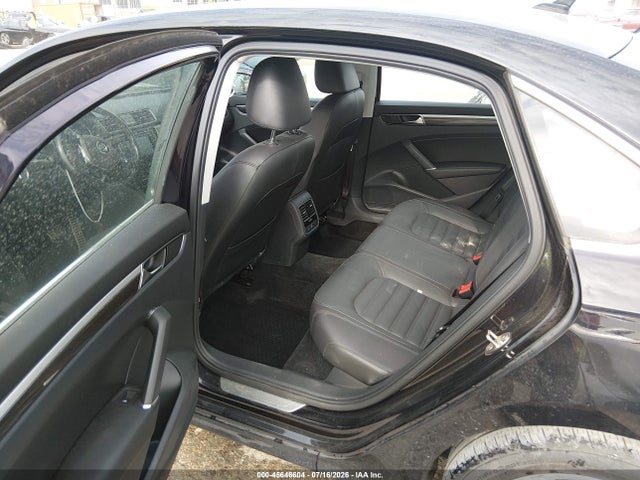 45646604 :رقم المزاد ، 1VWCA7A34JC032121 vin ، 2018 Volkswagen Passat 2.0t Sel Premium مزاد بيع