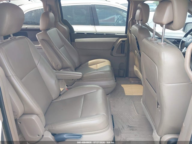 2011 Volkswagen Routan Se მანქანა იყიდება აუქციონზე, vin: 2V4RW3DG0BR766811, აუქციონის ნომერი: 45646609