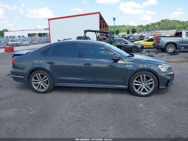 Продаж на аукціоні авто 2018 Volkswagen Passat 2.0t R-line/2.0t S, vin: 1VWAA7A39JC020263, номер лоту: 45646632