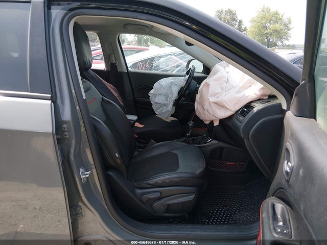 2020 Jeep Compass Trailhawk 4x4 მანქანა იყიდება აუქციონზე, vin: 3C4NJDDB2LT151323, აუქციონის ნომერი: 45646678