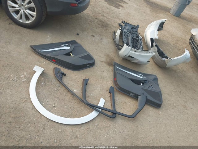 WA1AAAGE6MB008200 Audi E-tron Premium Quattro