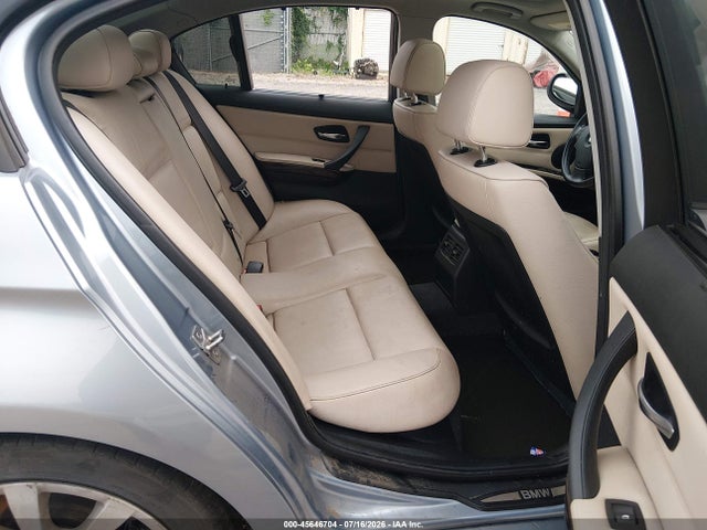 2011 Bmw 328i Xdrive მანქანა იყიდება აუქციონზე, vin: WBAPK5C51BA993533, აუქციონის ნომერი: 45646704